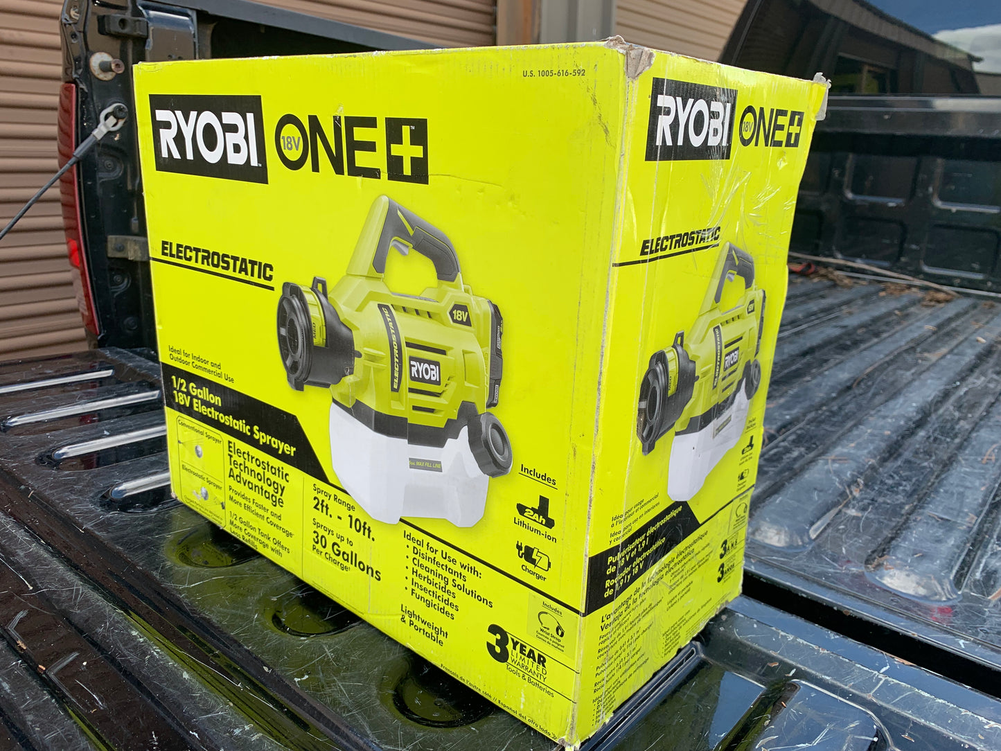 RYOBI - ONE+ 18V Cordless Electrostatic 0.5 Gal Sprayer with 2.0 Ah Battery and Charger